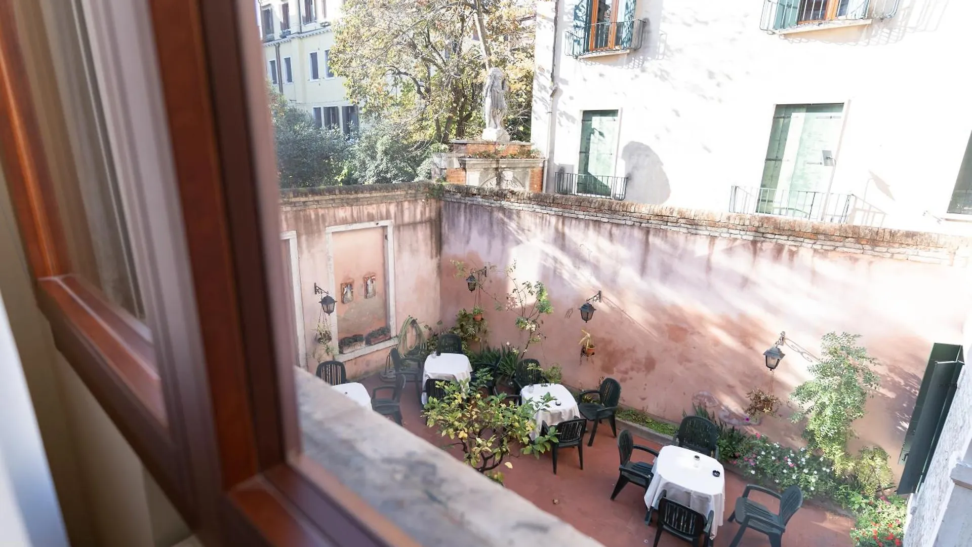 Hotel Tivoli Venice
