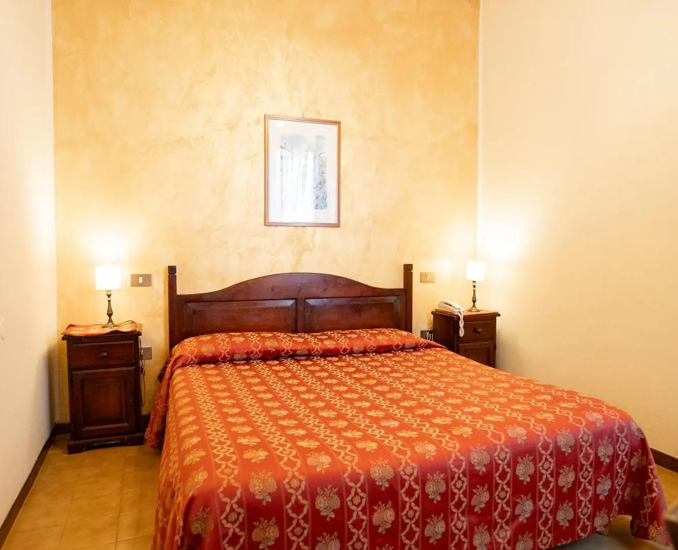 Hotel Tivoli Venice 2*,