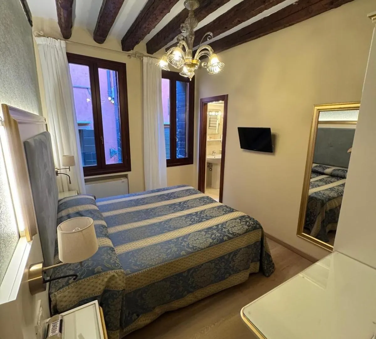 Hotel Tivoli Venice