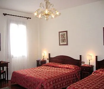 Hotel Tivoli Venice
